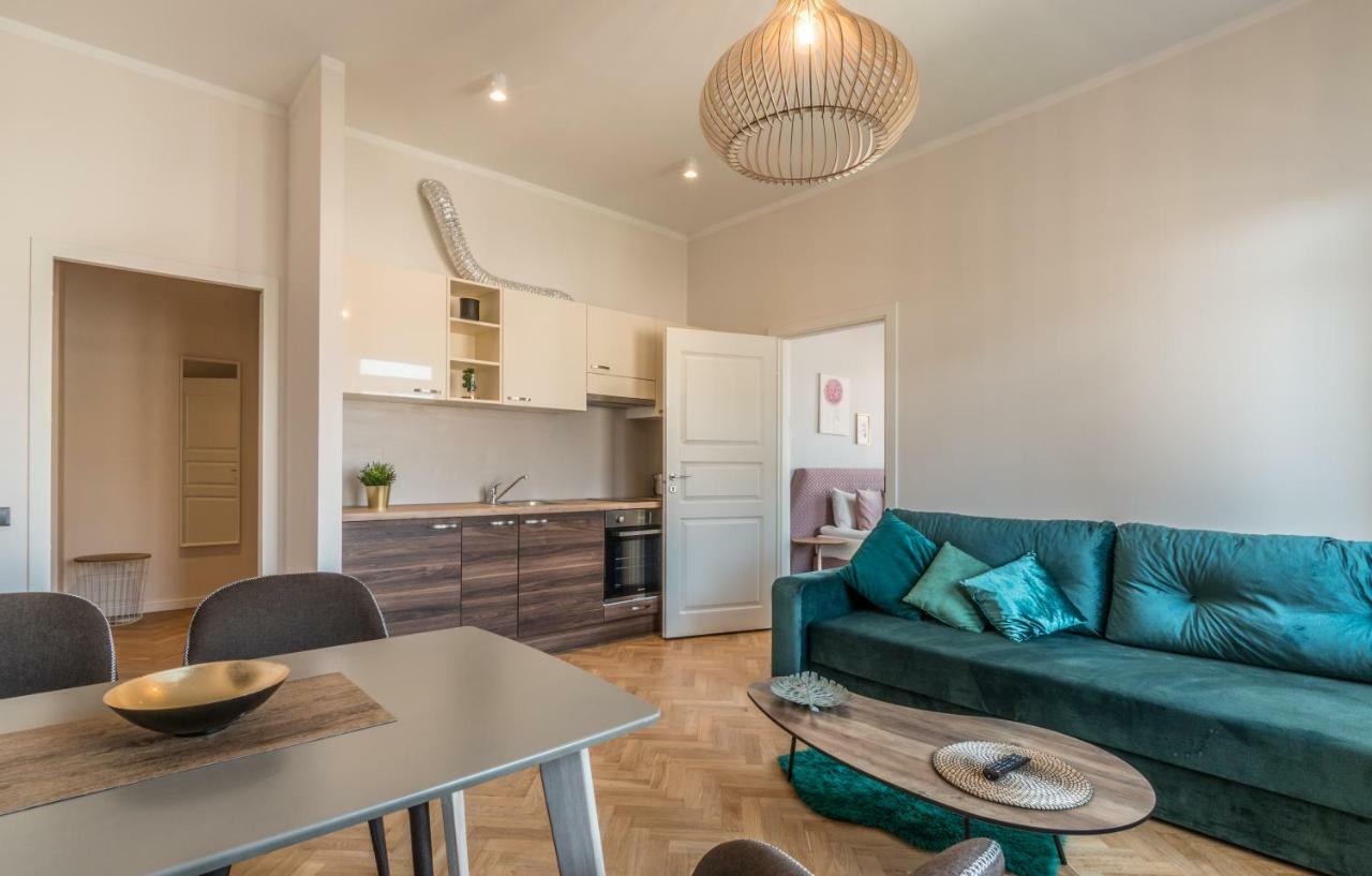 Greystone Suites & Apartments Riga Dış mekan fotoğraf